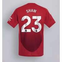 Camiseta Manchester United Luke Shaw #23 Primera Equipación 2024-25 manga corta